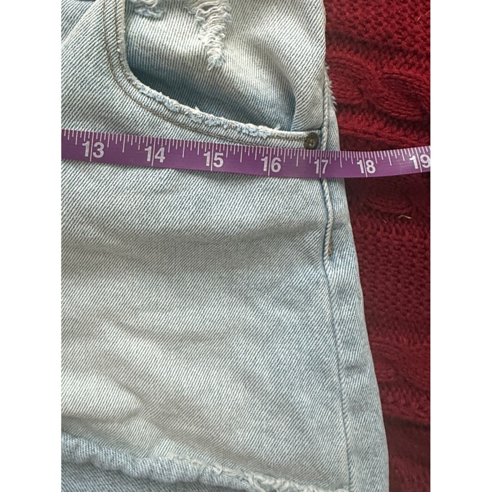 Rolla's Distressed Denim Cutoff Shorts | Light Wash | Festival Summer Staple - Picture 8 of 16